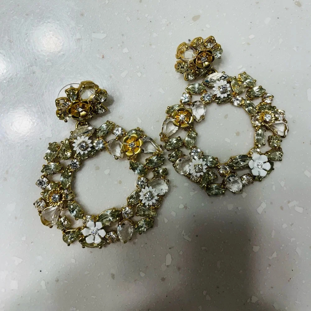 JCrew Watusi Hoop Earring - Picture 2 of 4
